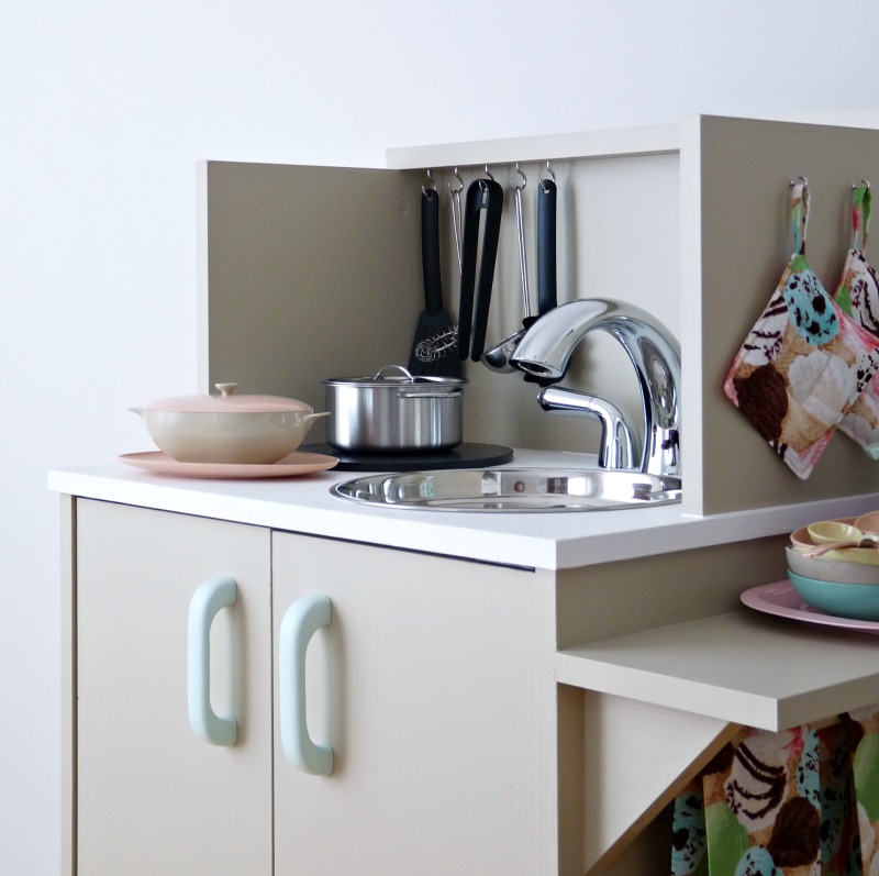 DIY Play Kitchen Ideas
