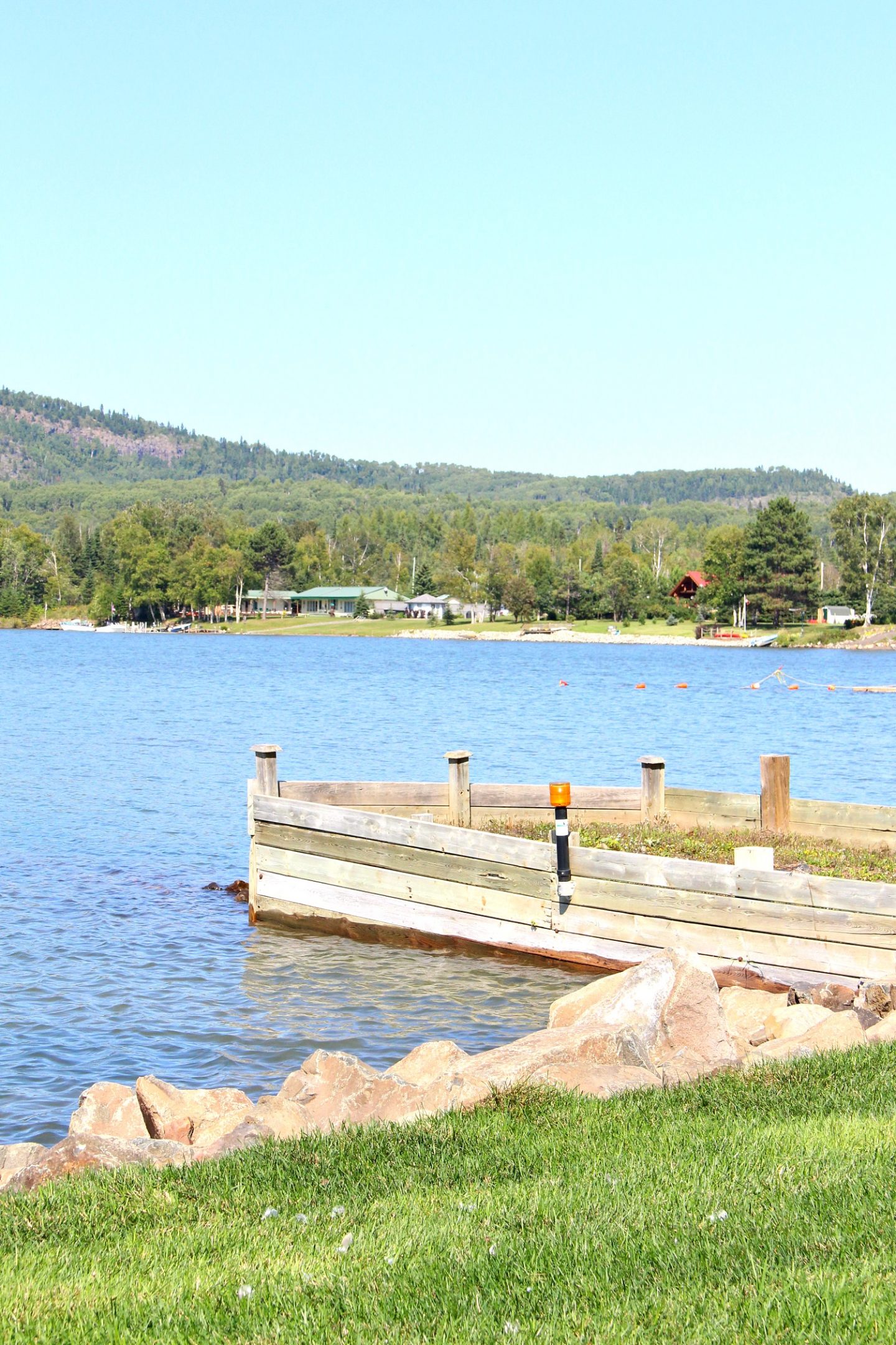 Stone Shore Erosion Structure: How to Save a Lakefront Lawn from Shore Erosion