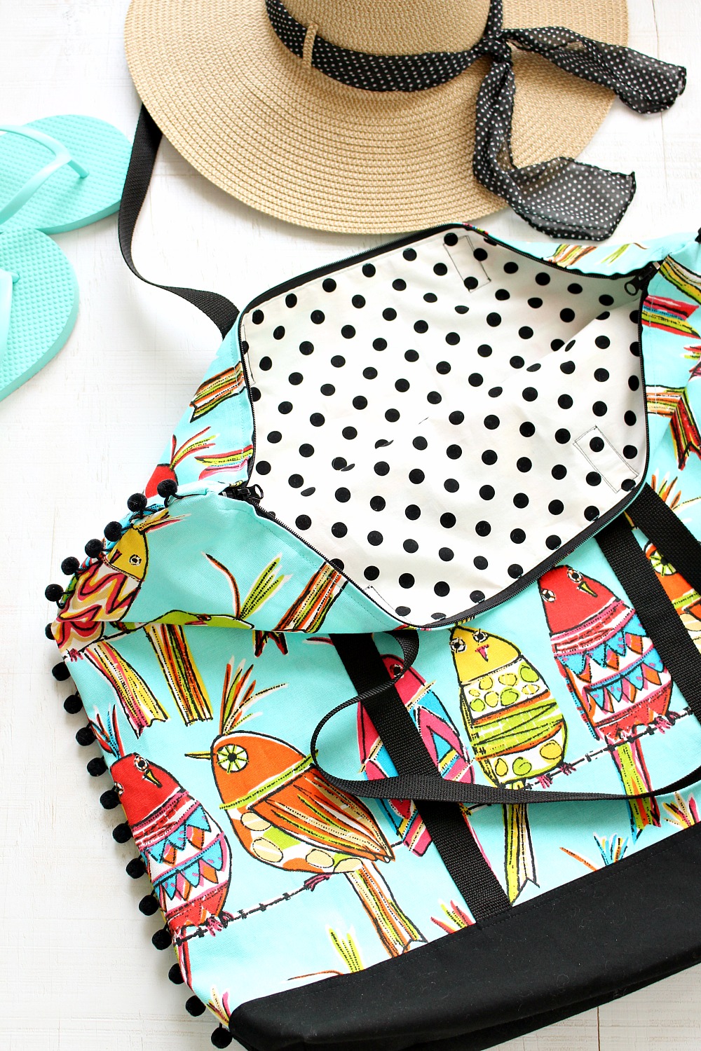 Summer Crafts for Adults: HOW TO SEW A BEACH TOTE