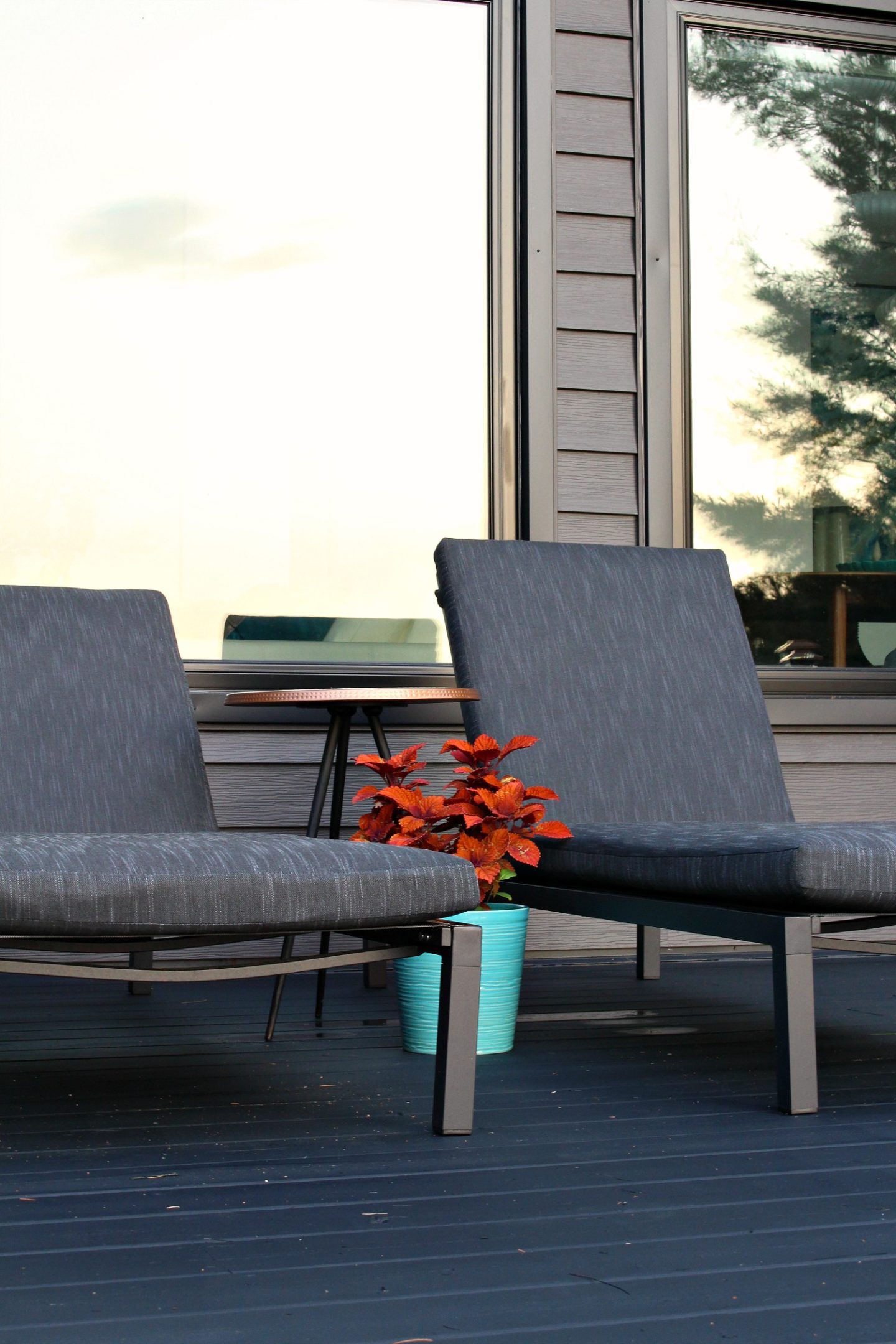 Thrift Store Score Outdoor Table Makeover, Before and After