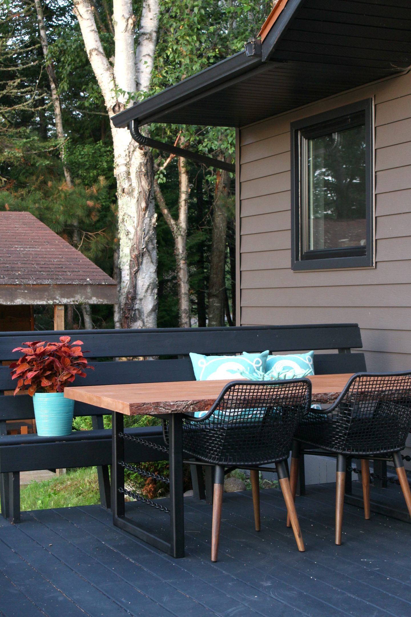 How to Make a Live Edge Patio Table