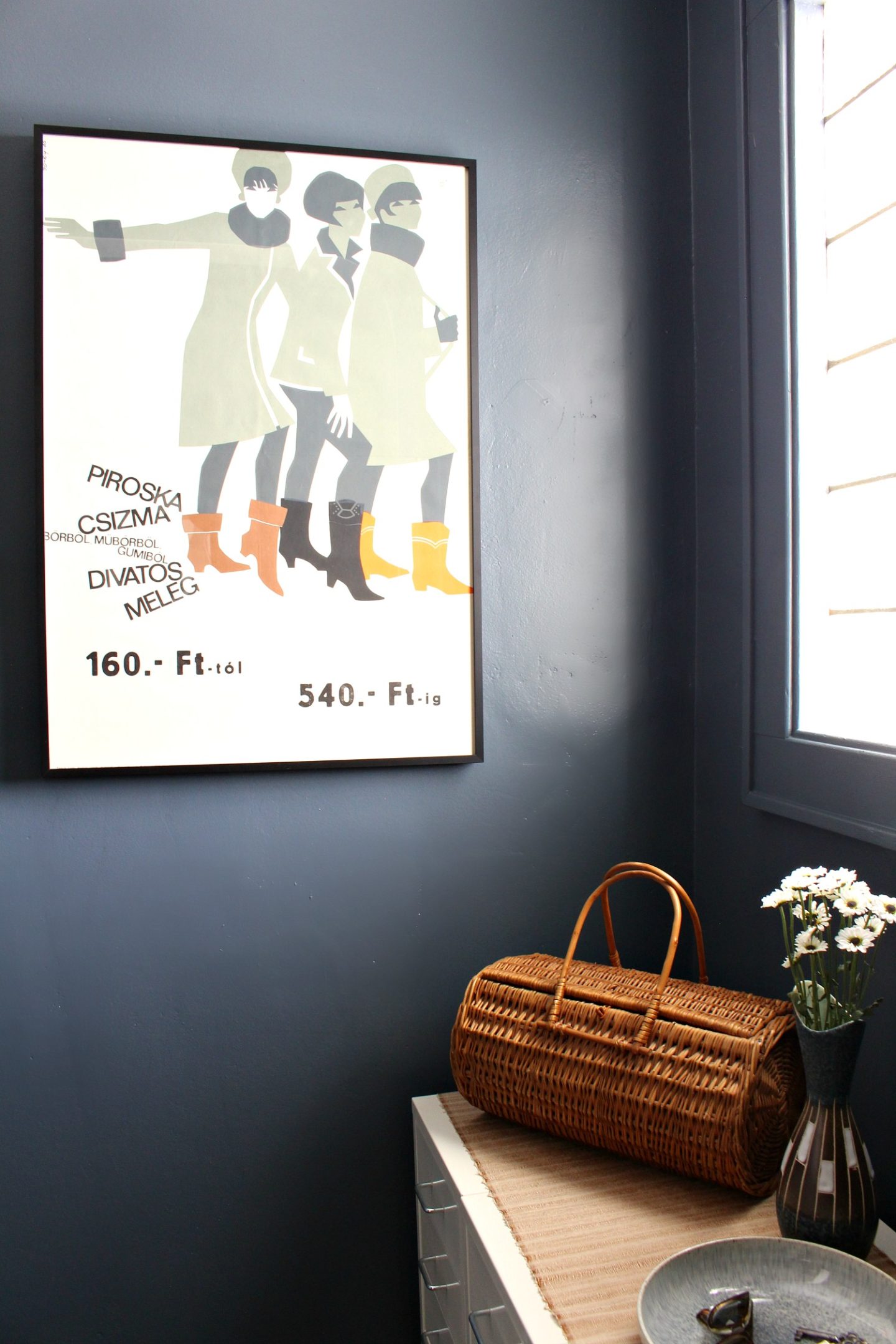 Budget-Friendly DIY Stairwell Makeover