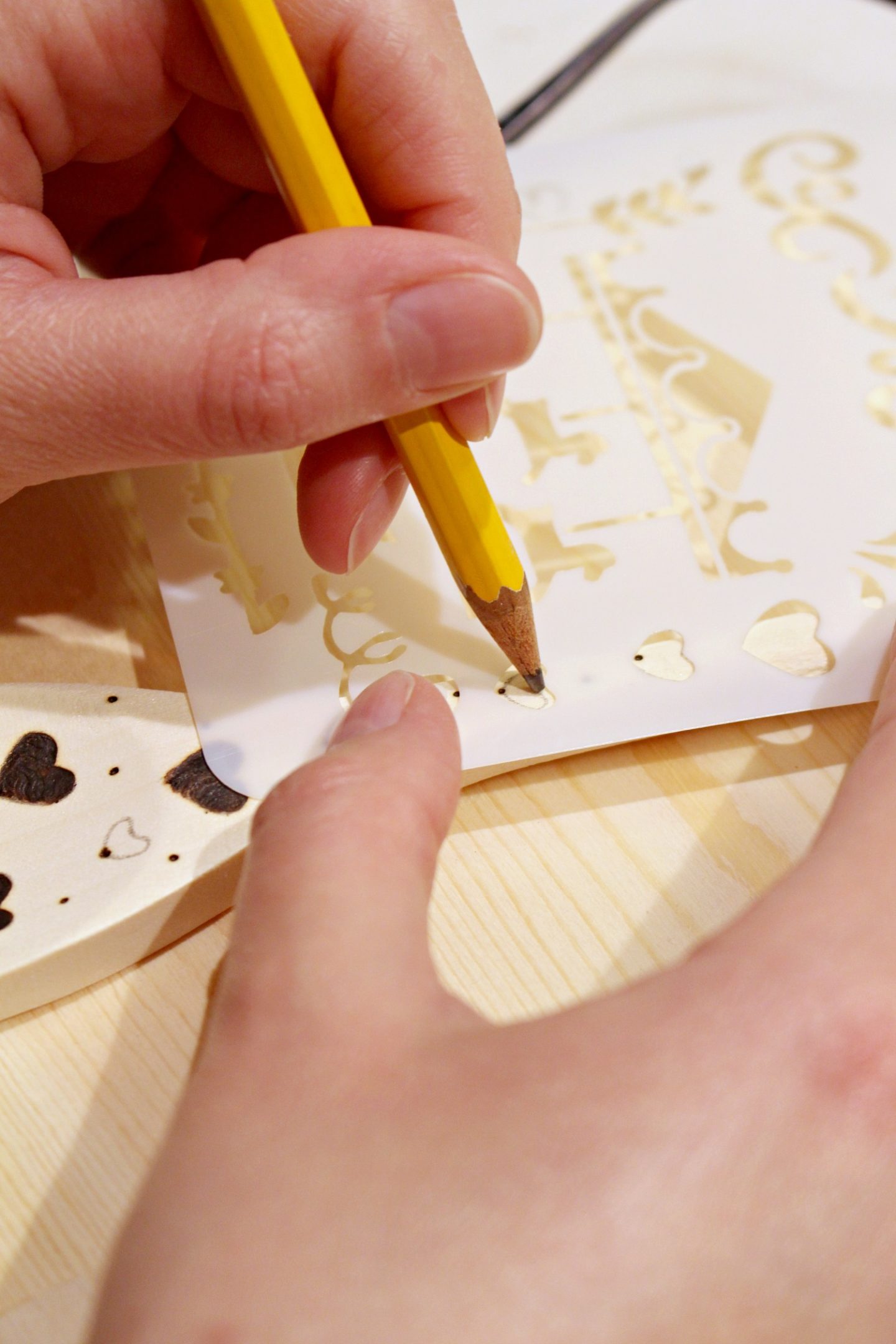 DIY Wood Burned Wooden Spoon | Easy DIY Valentine's Day Gift Idea