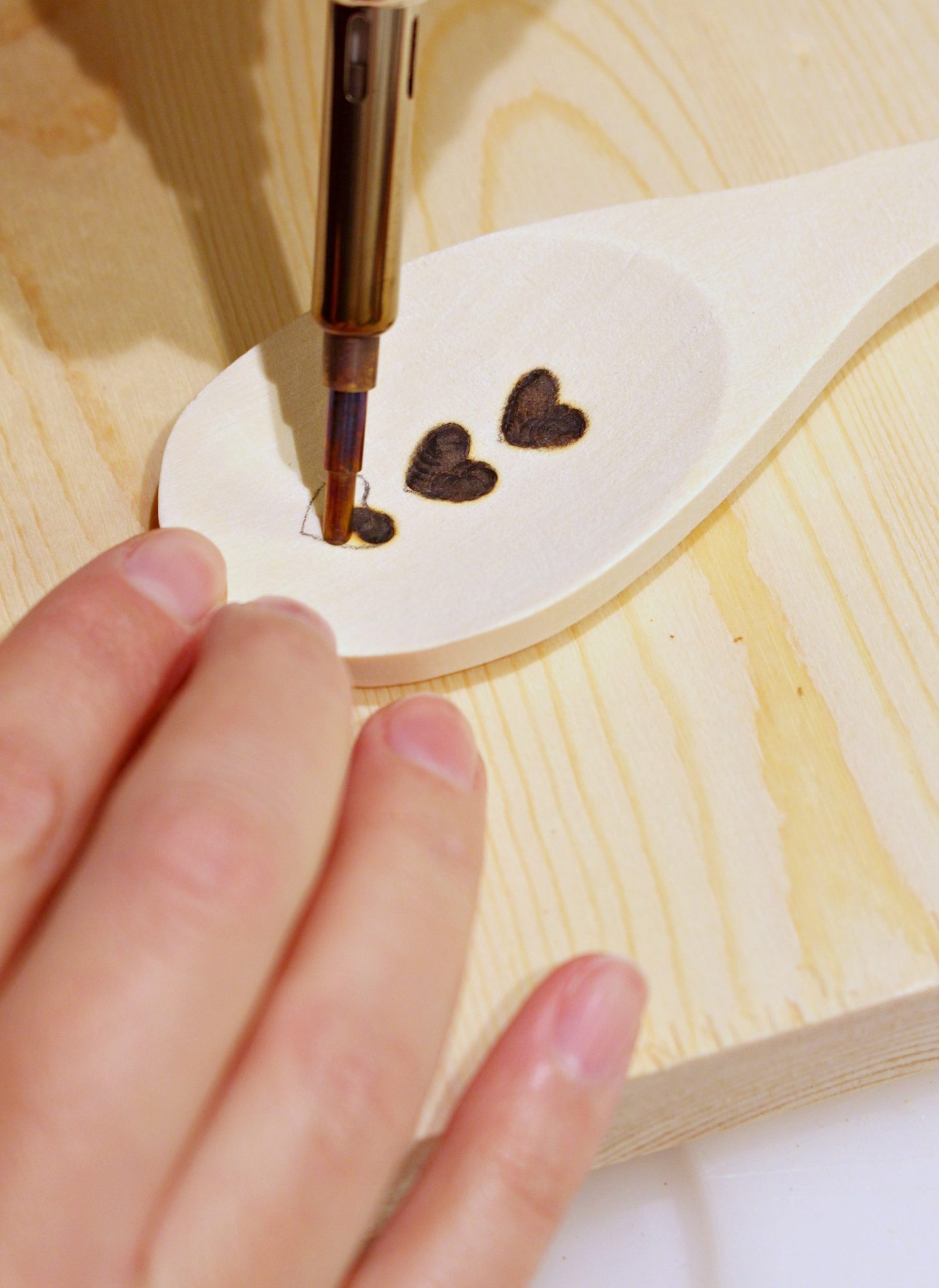 DIY Wood Burned Spoon Tutorial