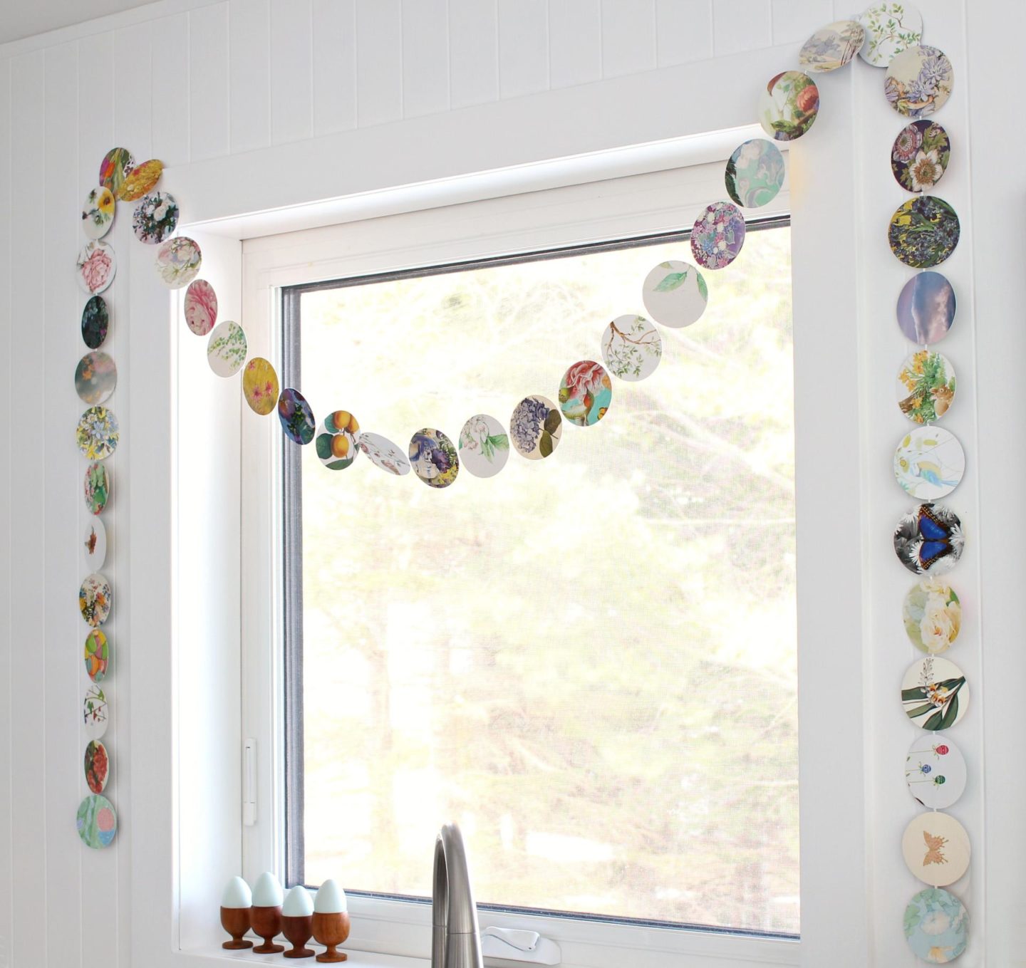 DIY Free Spring Decor Idea: Upcycled Card Garland