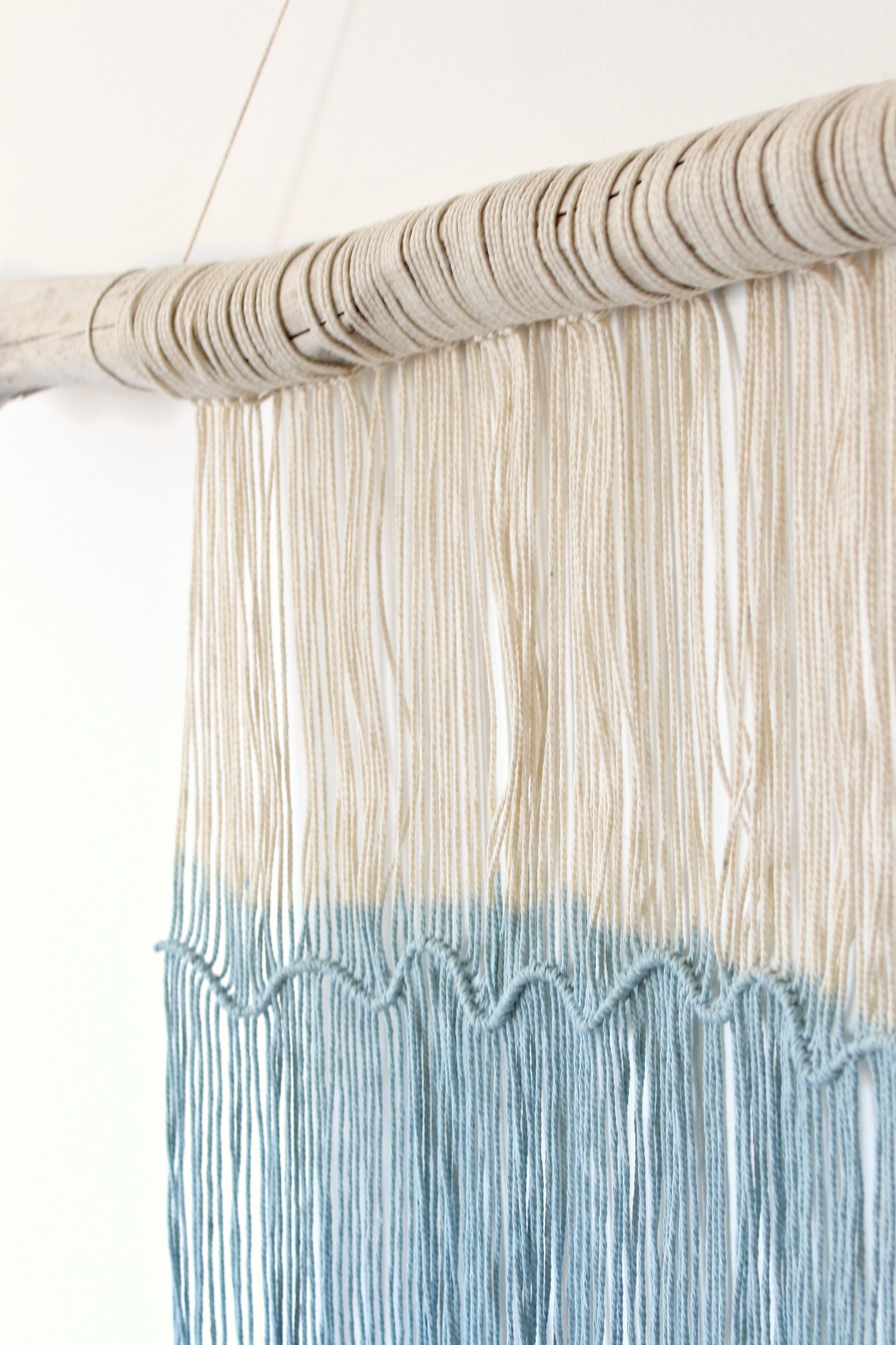 DIY Macrame and Driftwood Wall Hanging