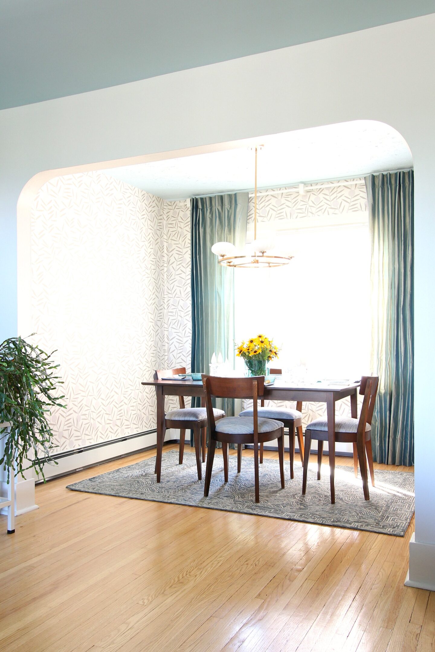 Mid-Century Modern Inspired Dining Room Makeover