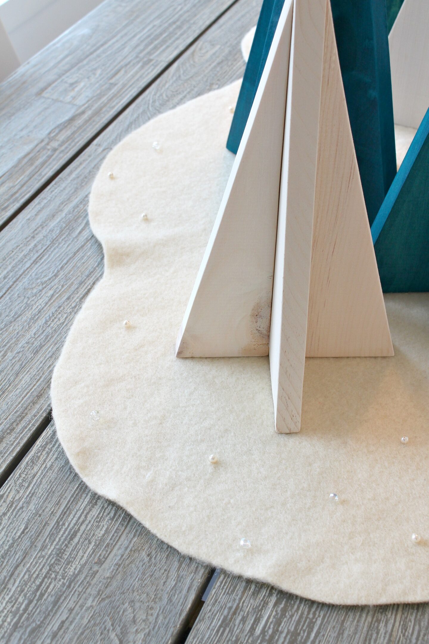 No Sew Table Runner Idea