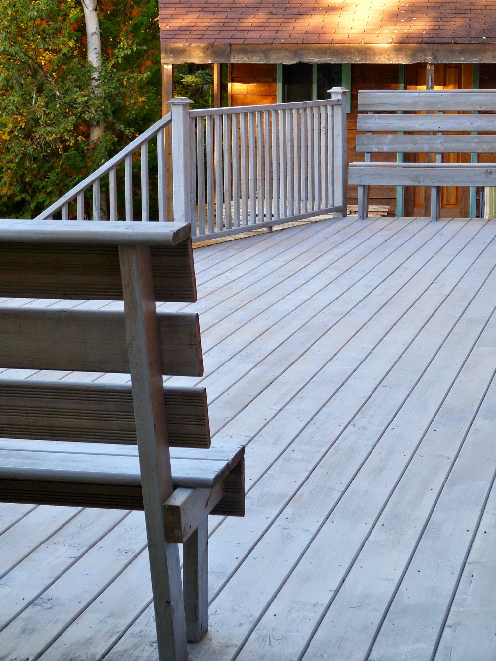 What Happens if You Build a Deck Without Gaps Between Boards