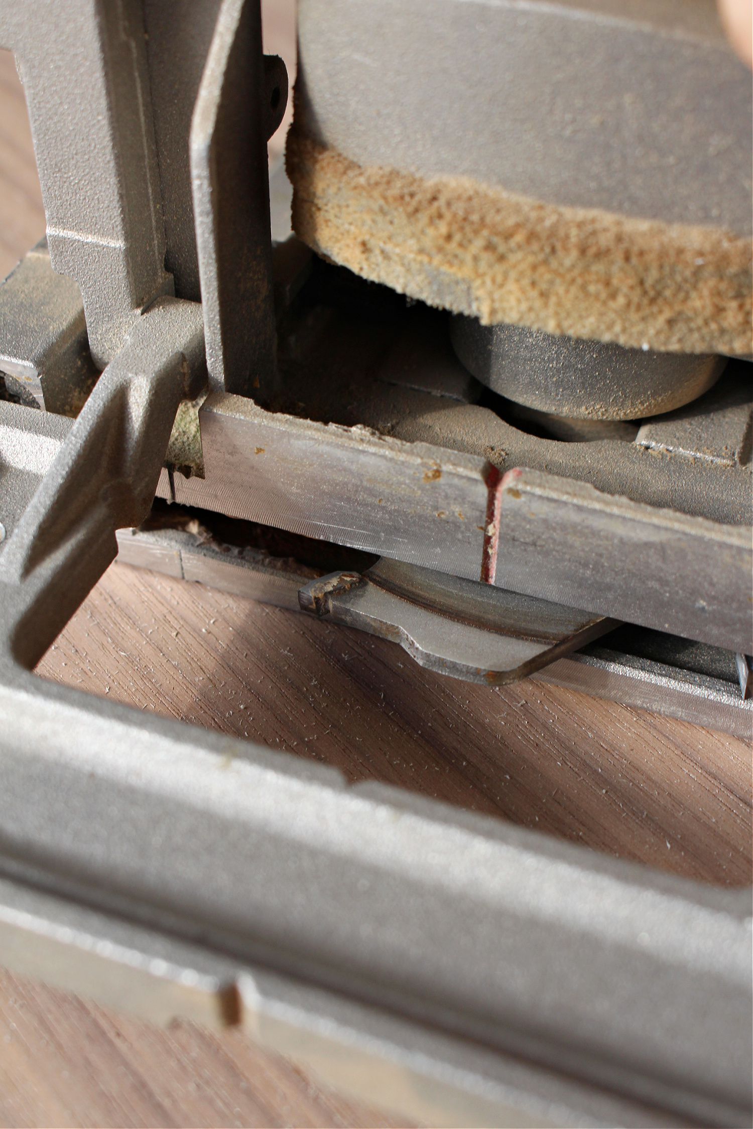 How to Use a Biscuit Joiner