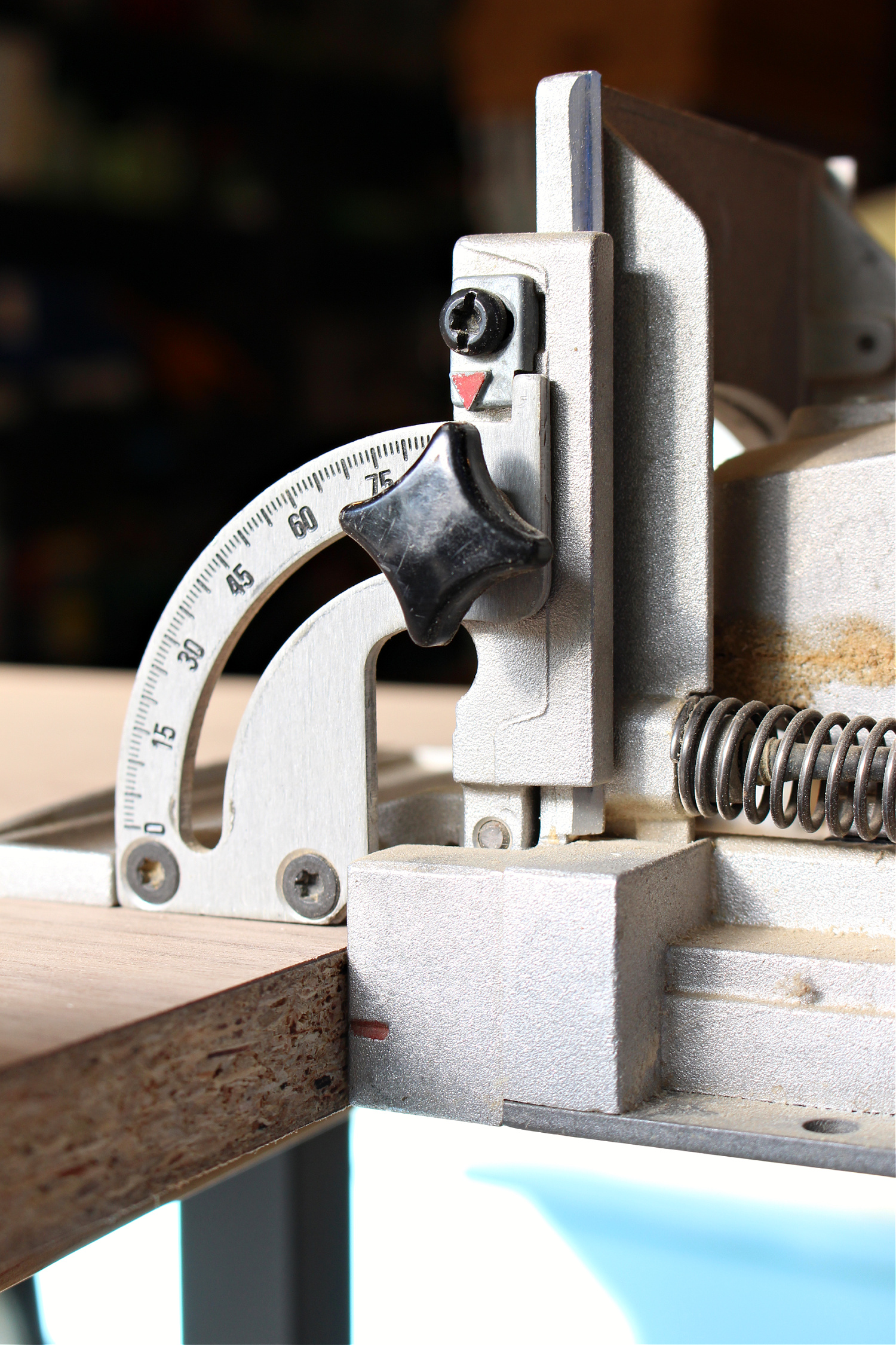 How Does a Biscuit Cutter Work?