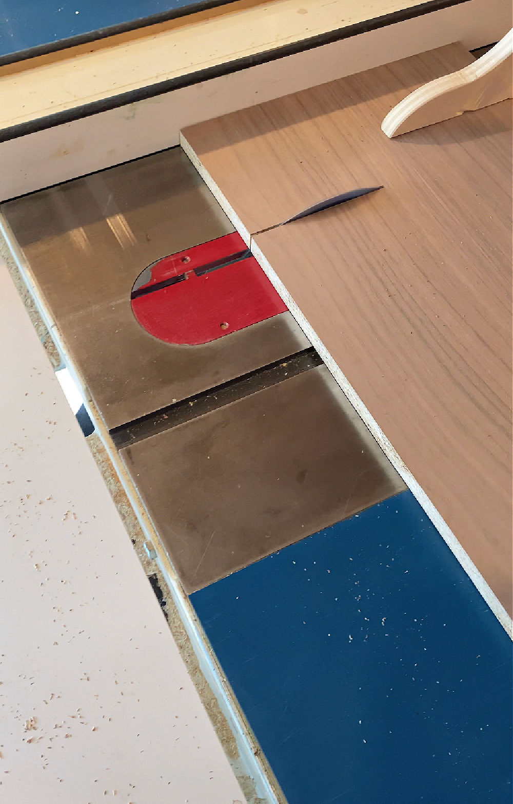 How to Build a Nightstand with Drawers