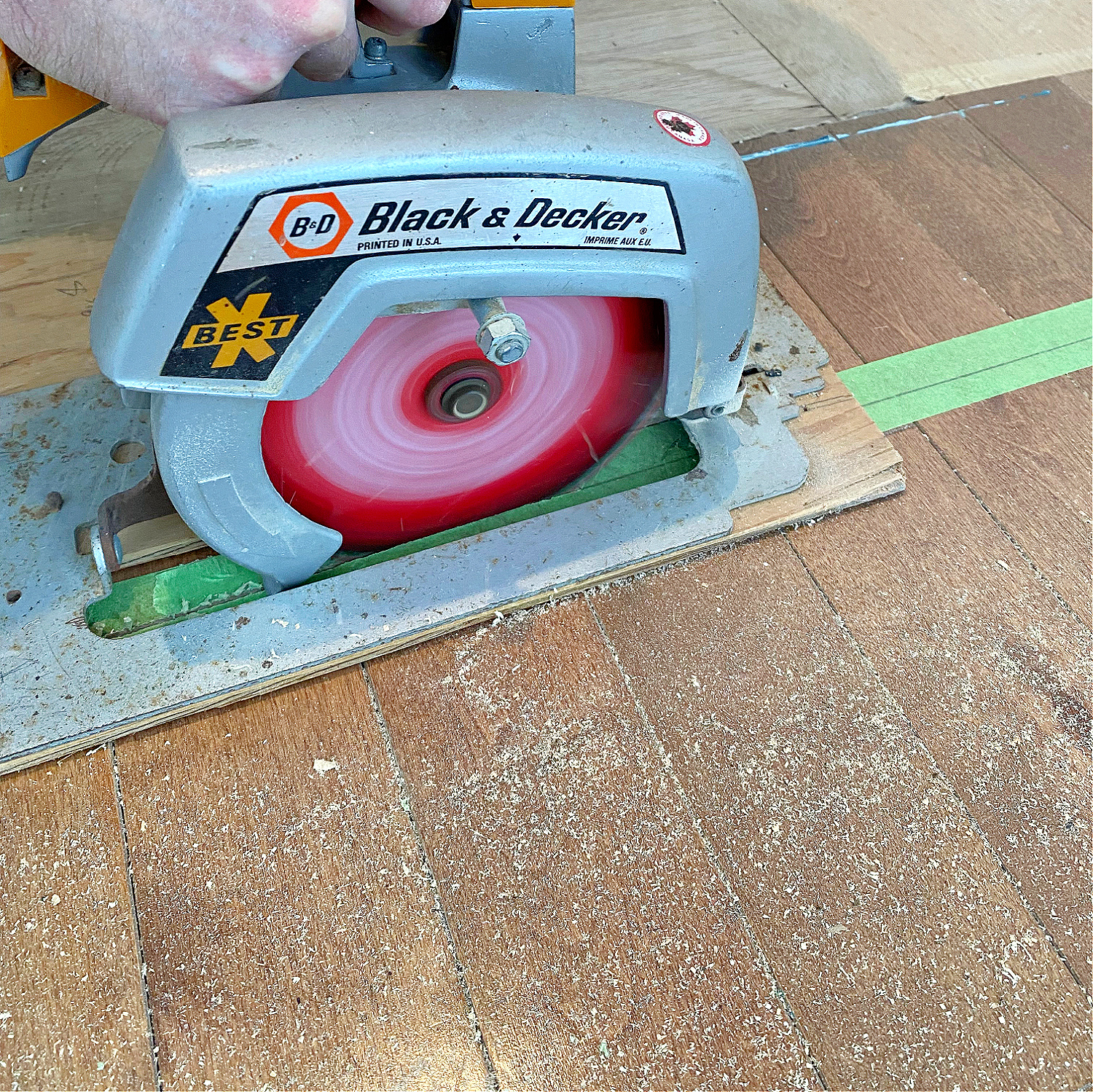 Cutting Hardwood Floors in Place
