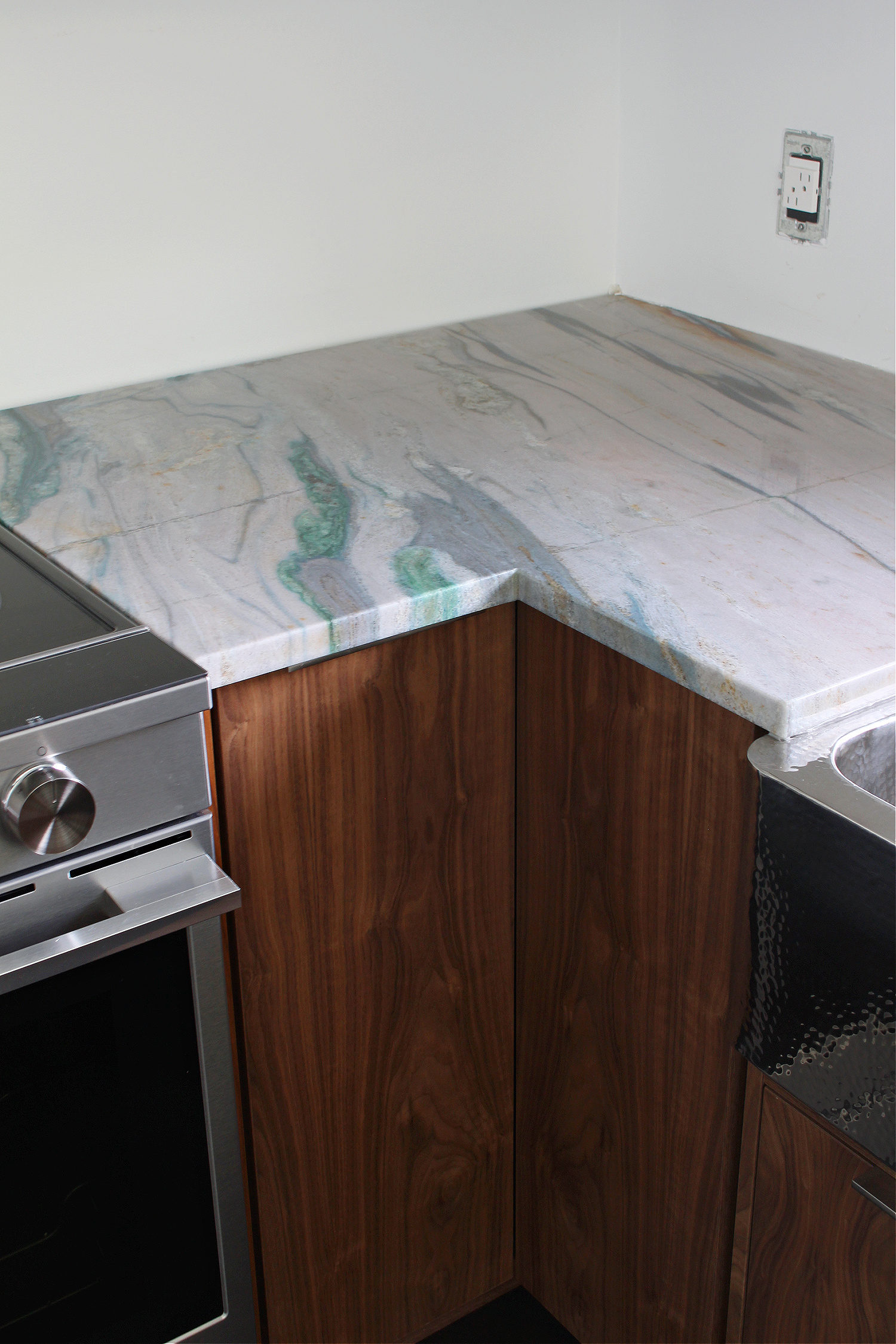 Green Quartzite Counter Veining