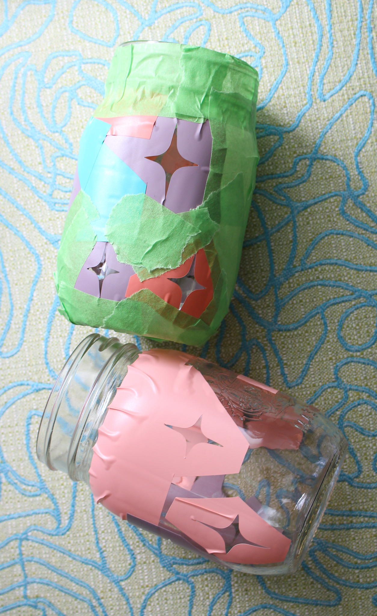 Mason Jar Craft Idea: Etched Jar Centerpiece