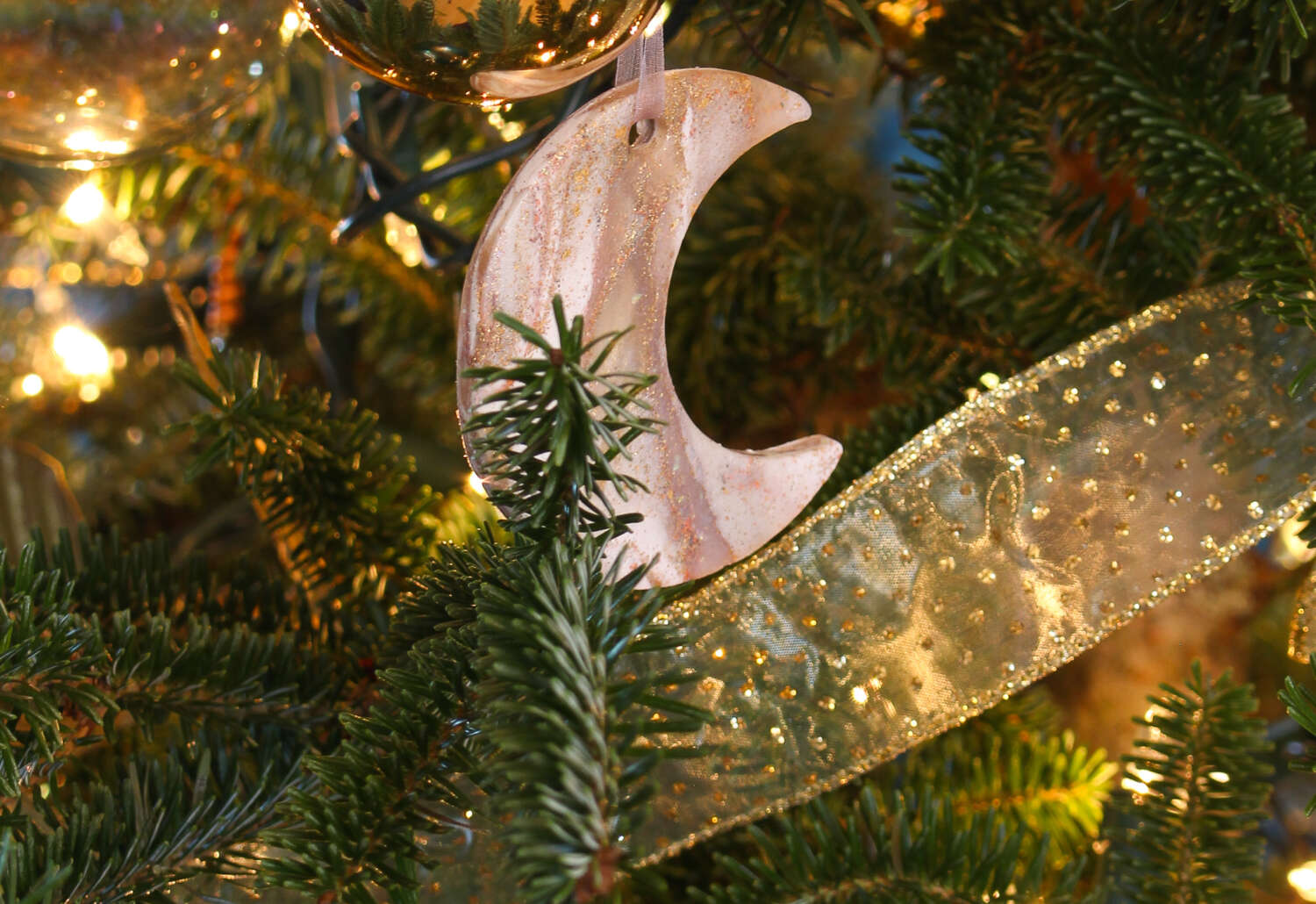 DIY Marbled Polymer Clay Ornaments