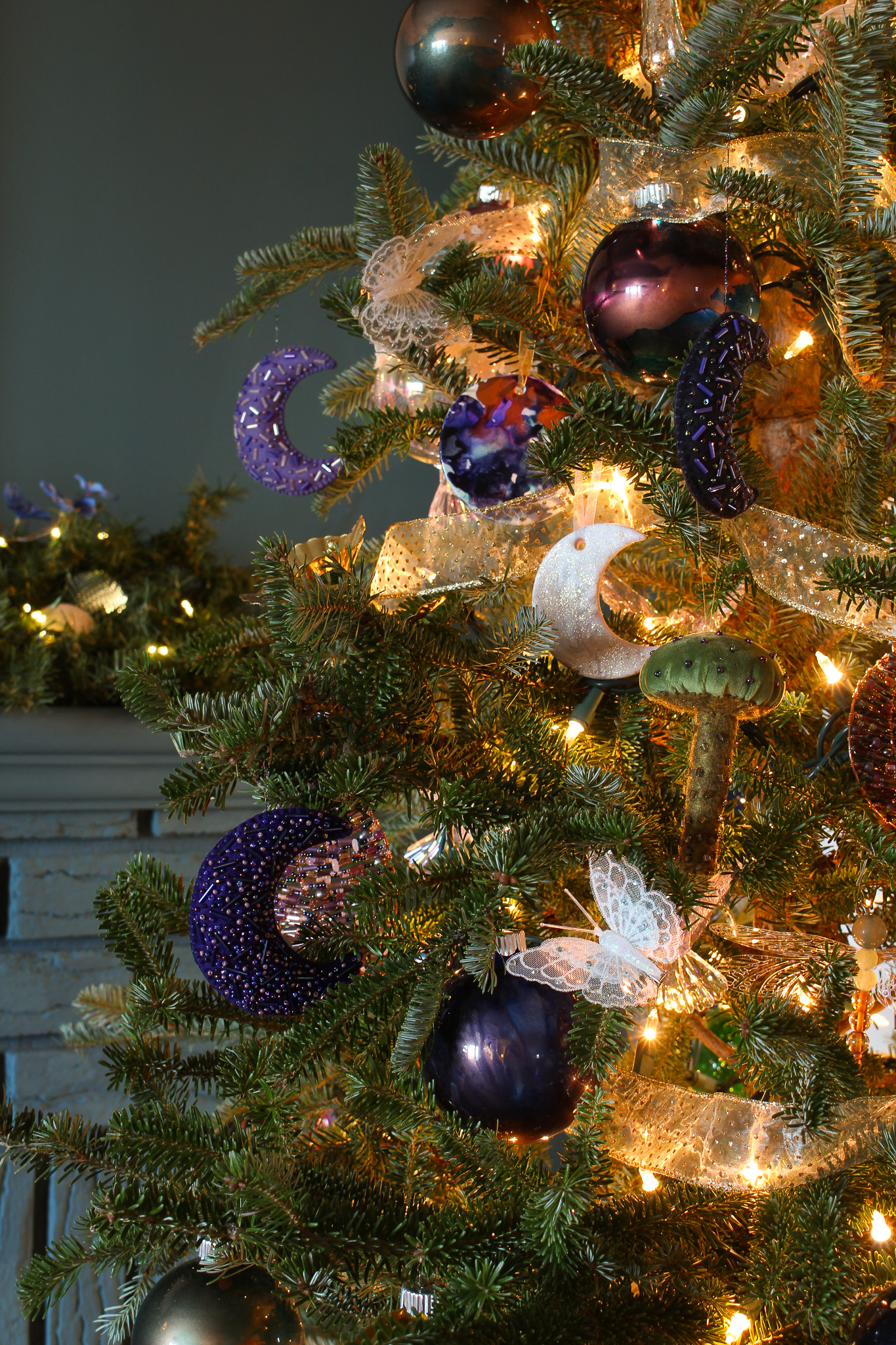 DIY Christmas Tree Ornaments