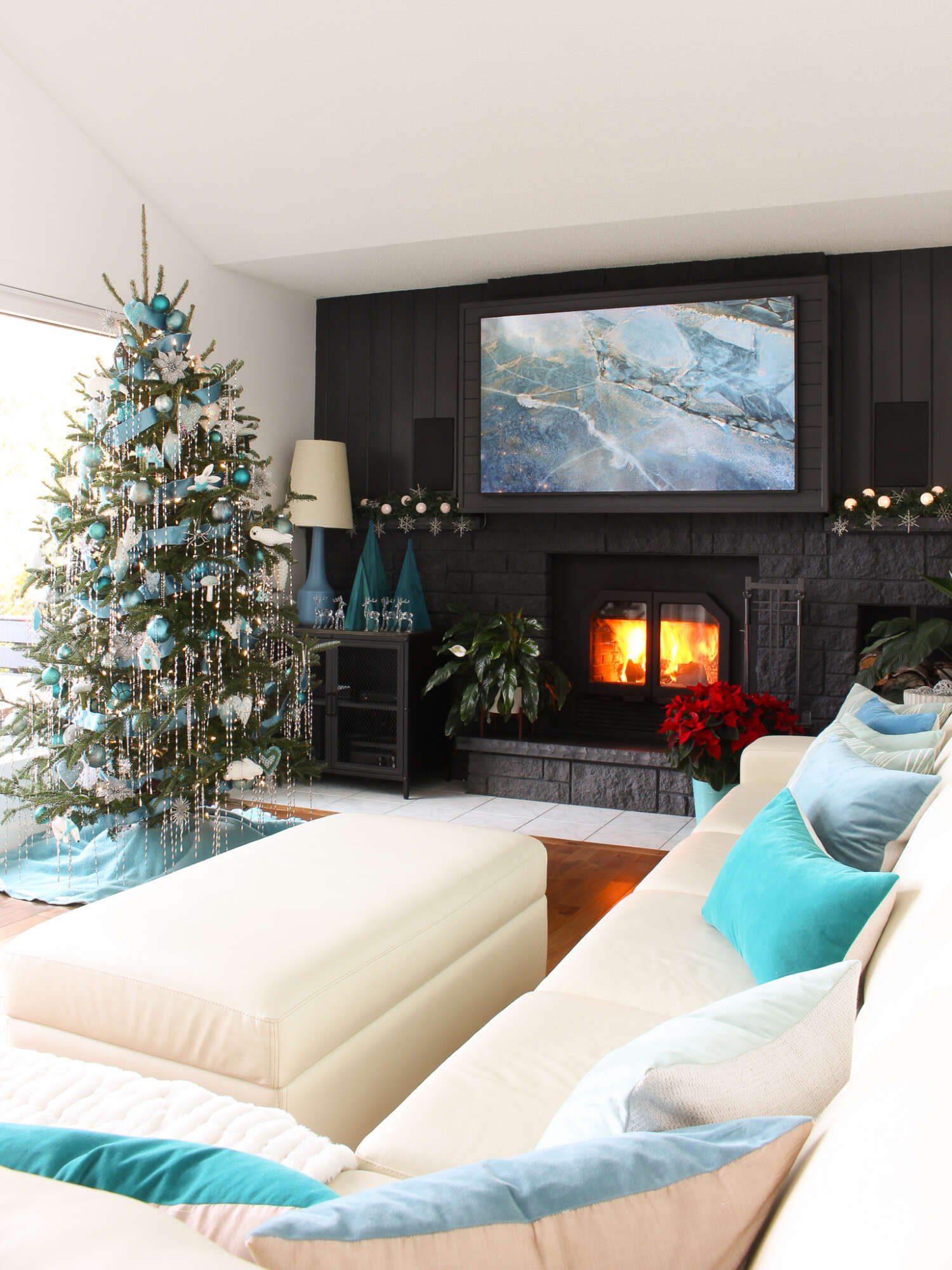 Turquoise Christmas Decorating Ideas