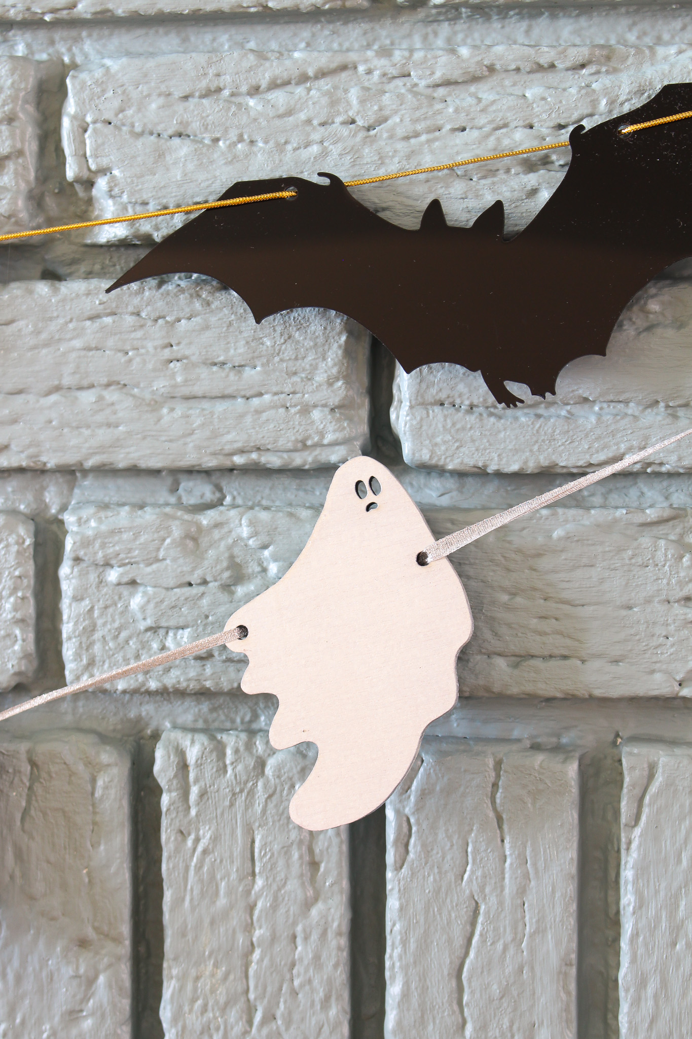 DIY Black Acrylic Bat Garland