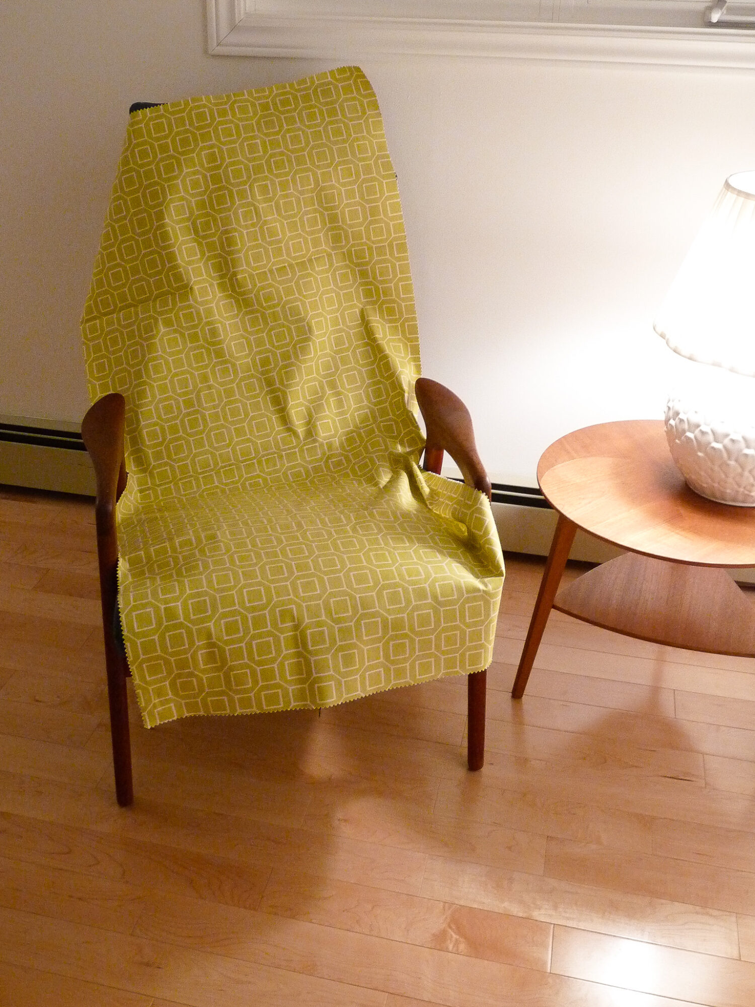 How to choose upholstery fabric that will be timeless