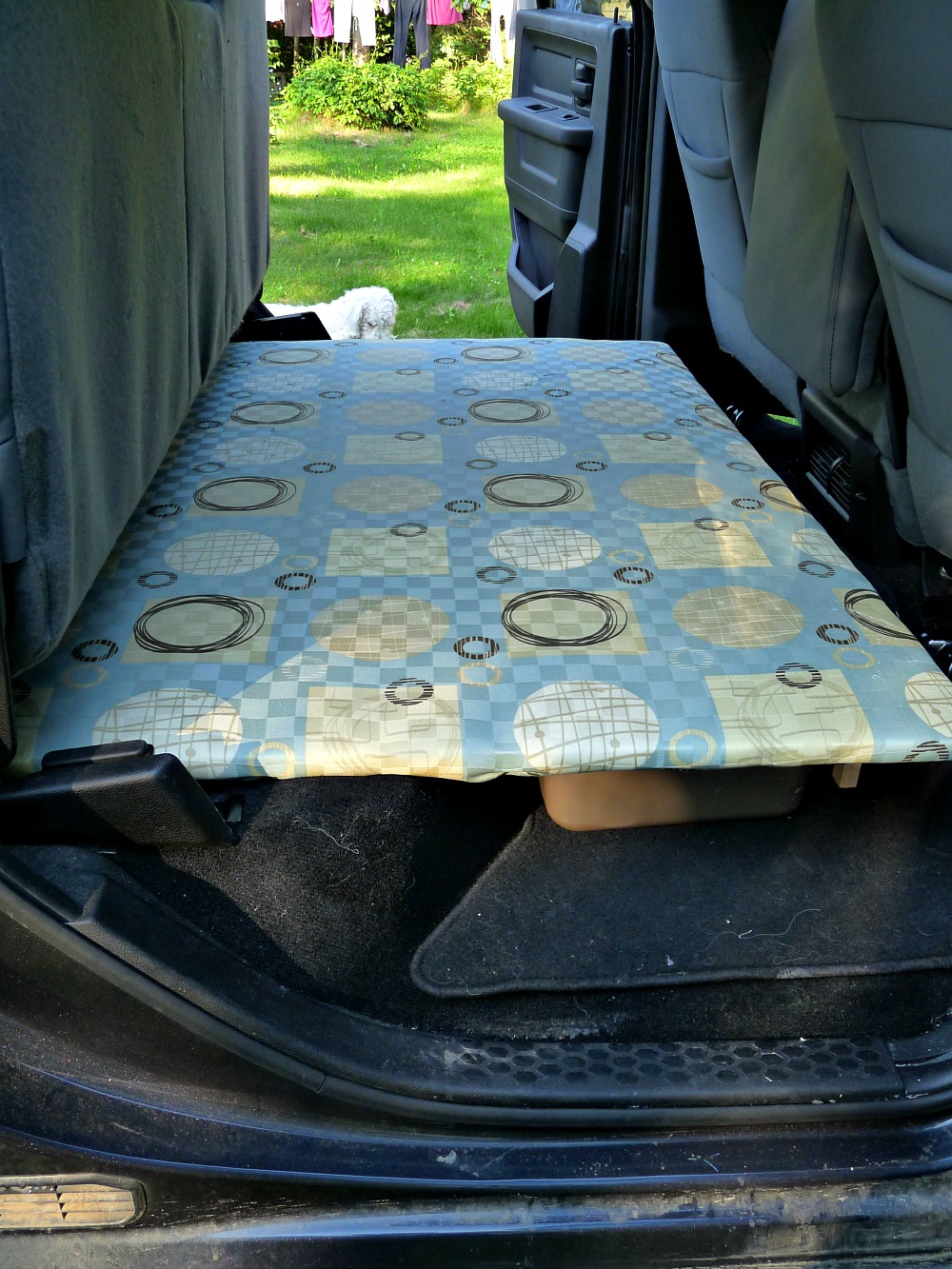 DIY Dog Platform for Back of Ram Truck Cab