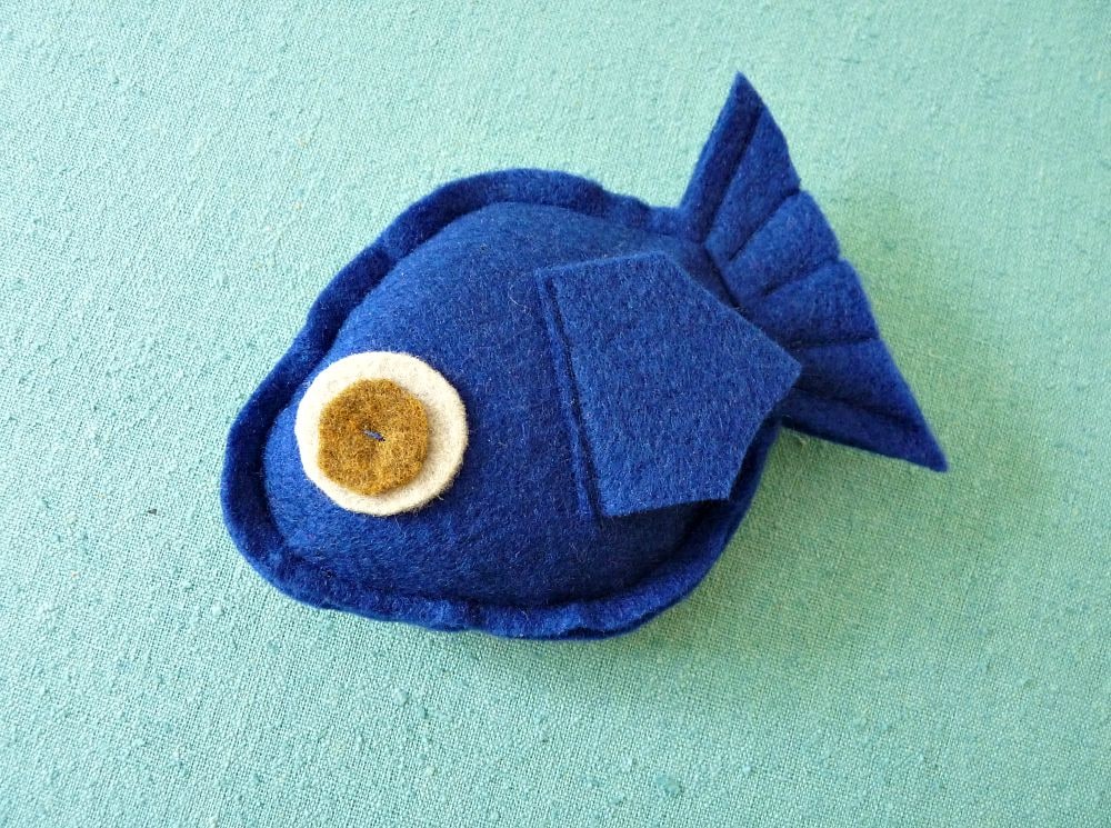 How to Sew Your Own DIY Catnip Stuffed Cat Toy