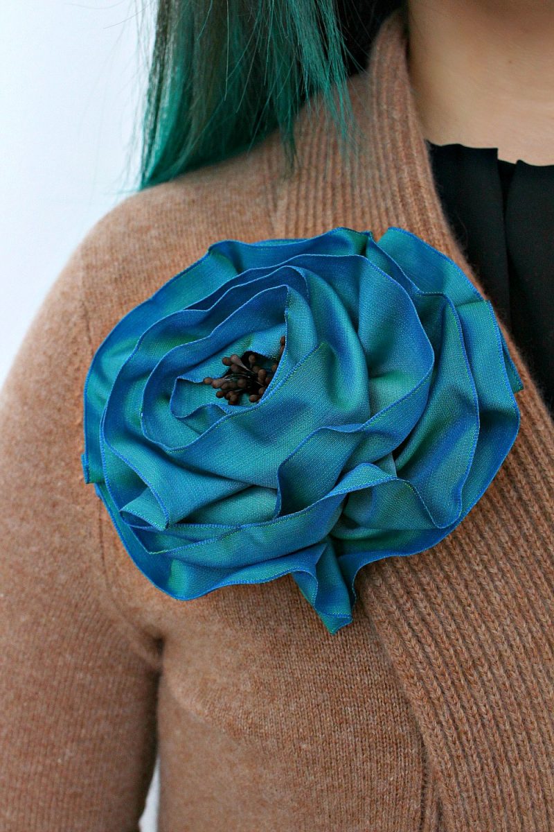 Easy DIY Ribbon Flowers (+Video Tutorial)