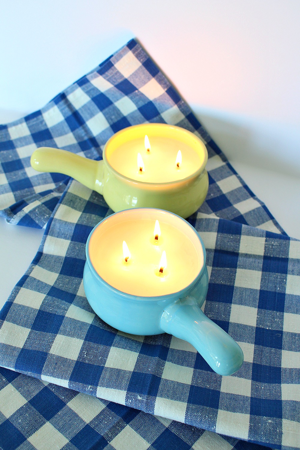 Make Your Own DIY Citronella Candles for Summer | Get Rid of Bugs Naturally