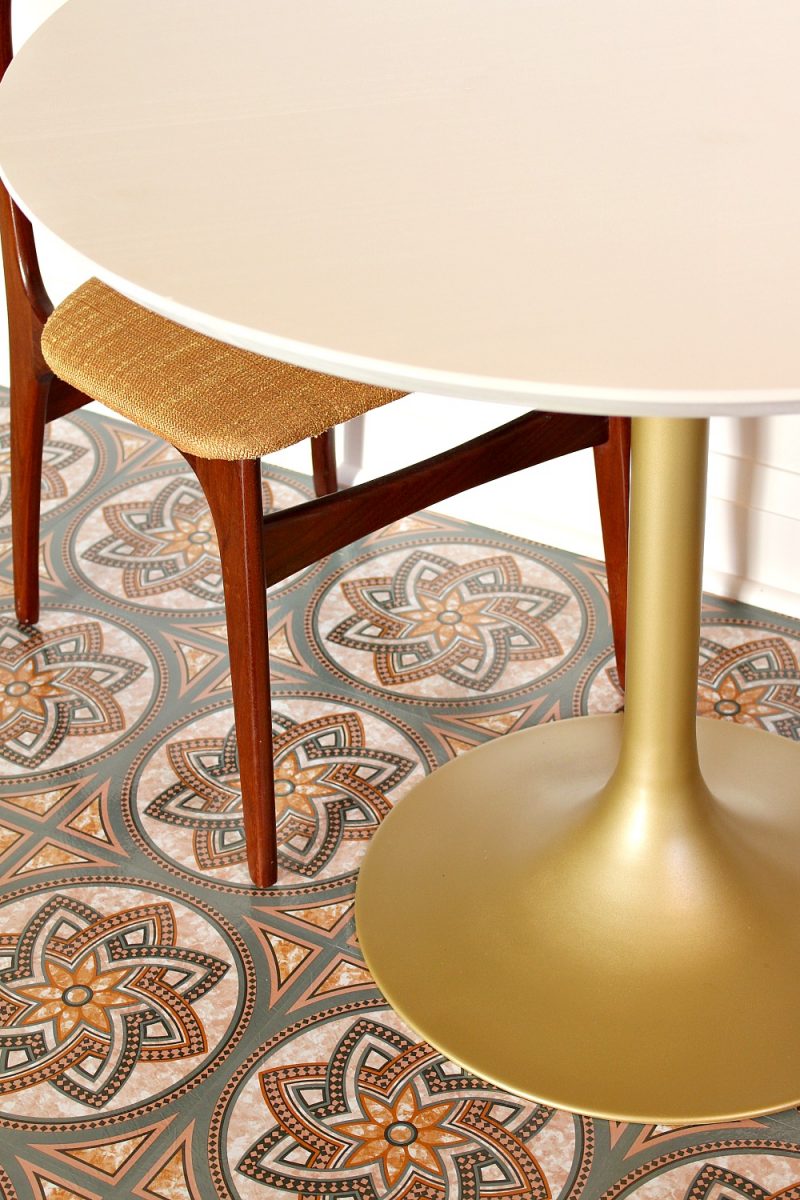Mid-Century Tulip Table Makeover