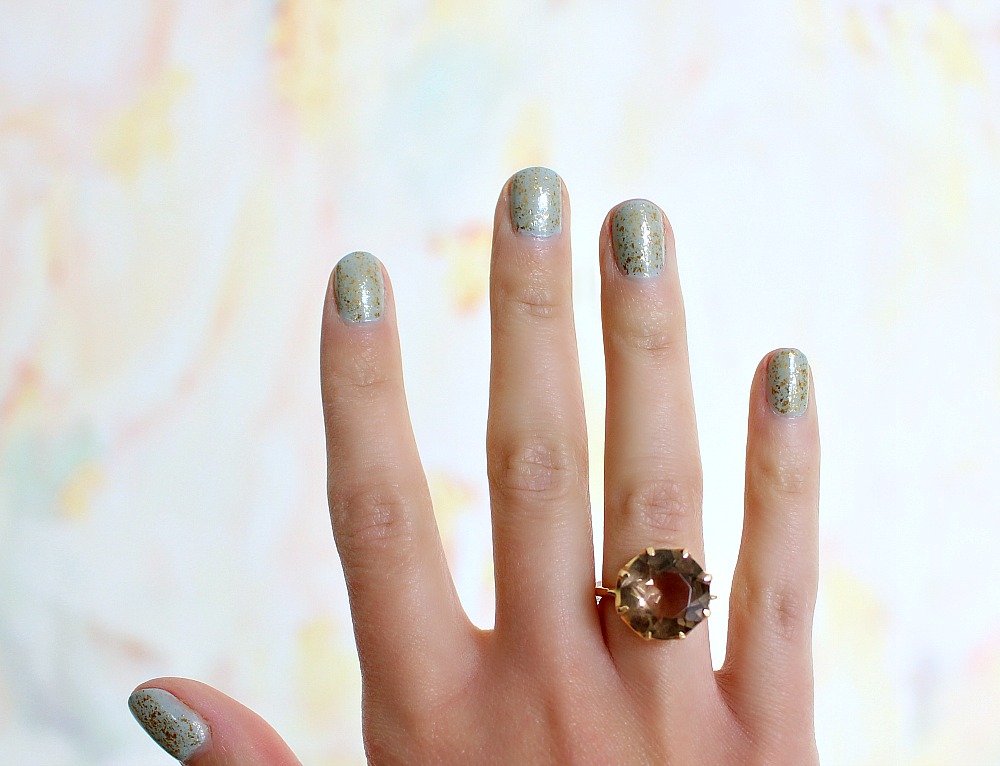 How to Temporarily Make a Ring Smaller