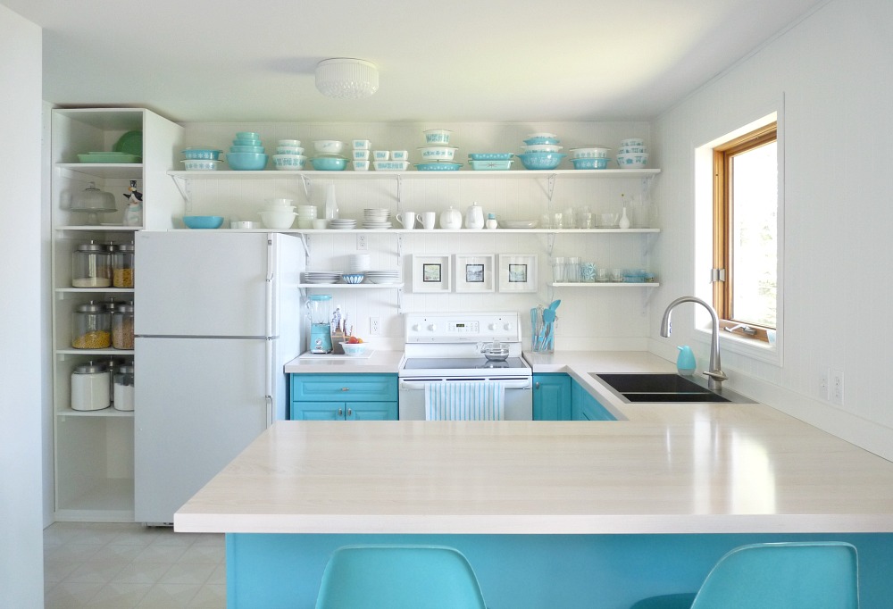 Turquoise and White Kitchen Makeover