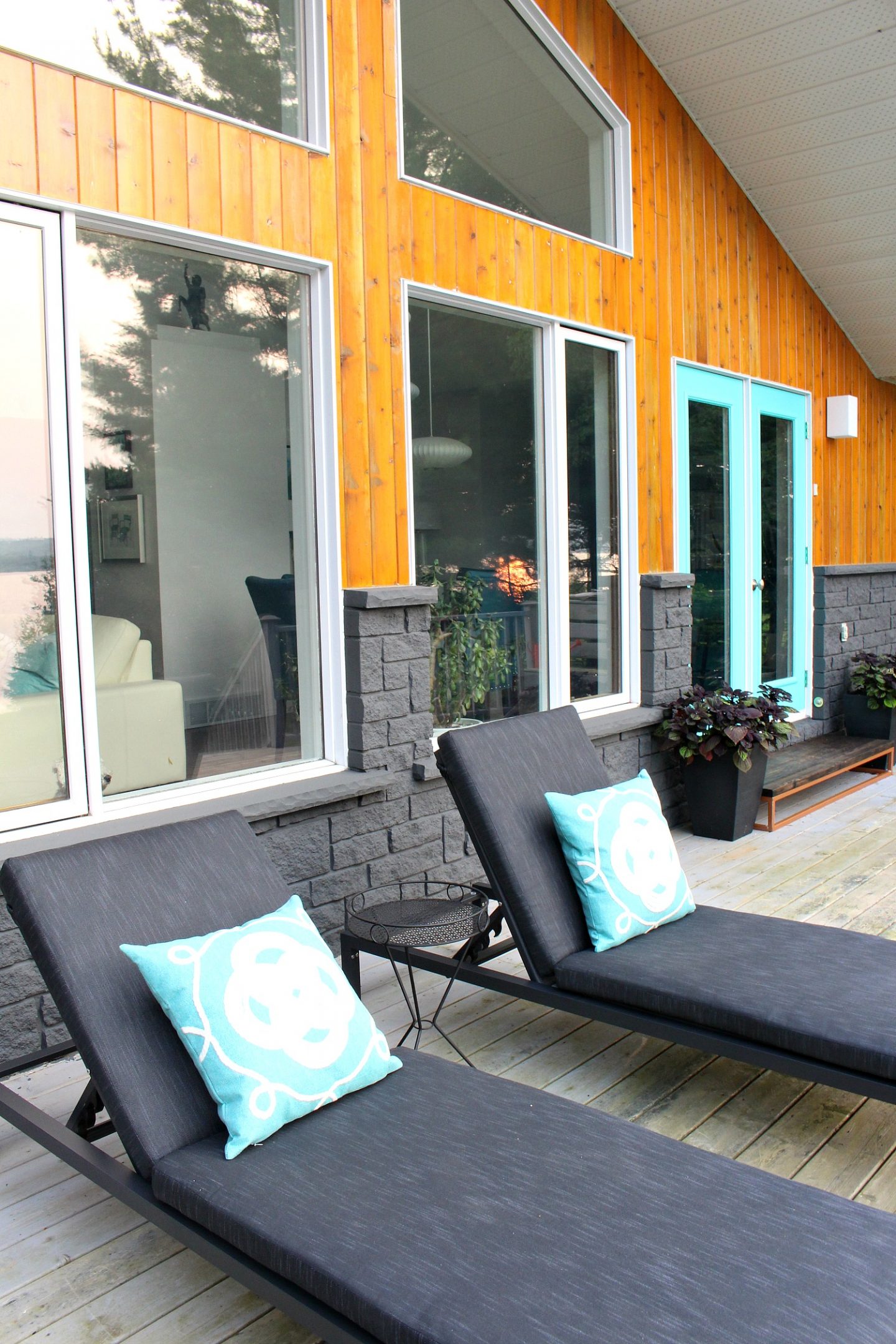 Comfortable Patio Lounger