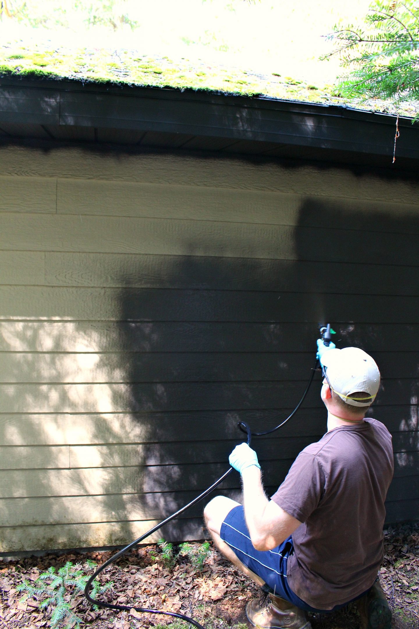 Painting Siding with a Paint Sprayer