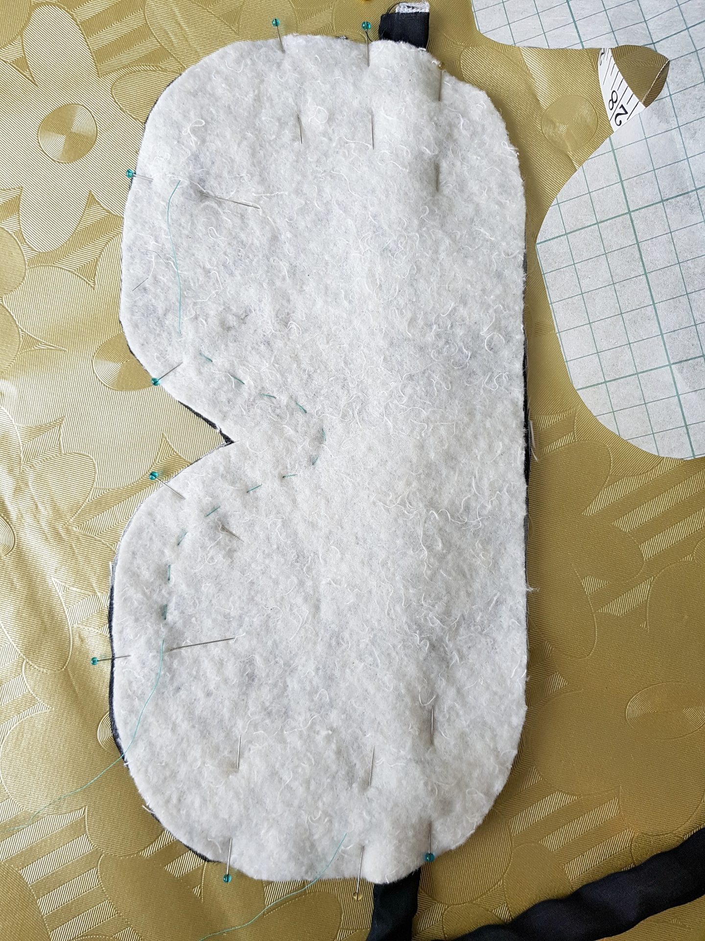 Learn How to Sew an Easy DIY Sleep Mask with Silk Fabric That's Gentle on Skin #sewing #sleepmask #sleep