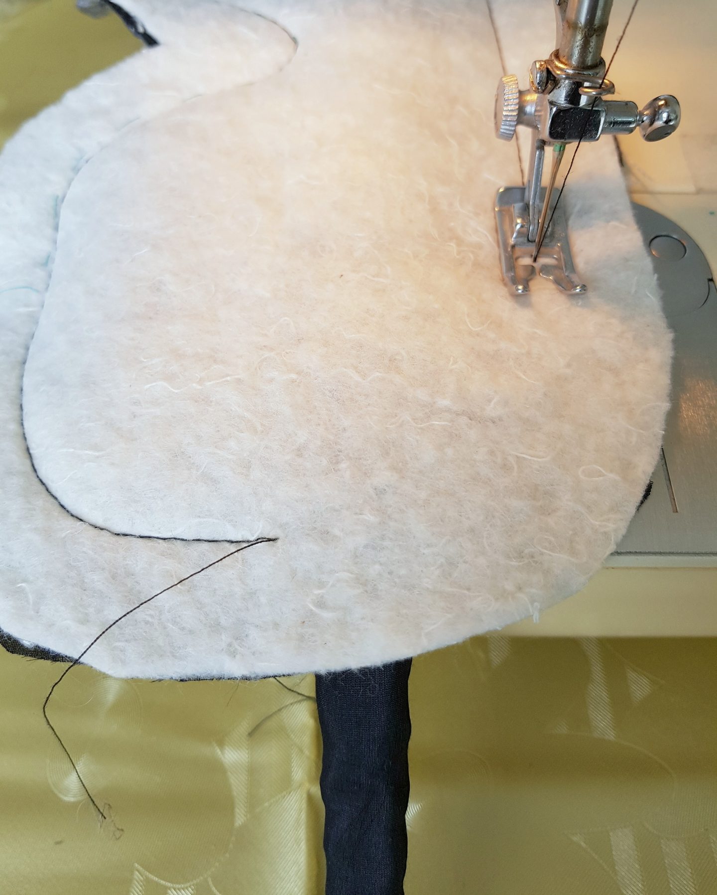 Learn How to Sew an Easy DIY Sleep Mask with Silk Fabric That's Gentle on Skin #sewing #sleepmask #sleep