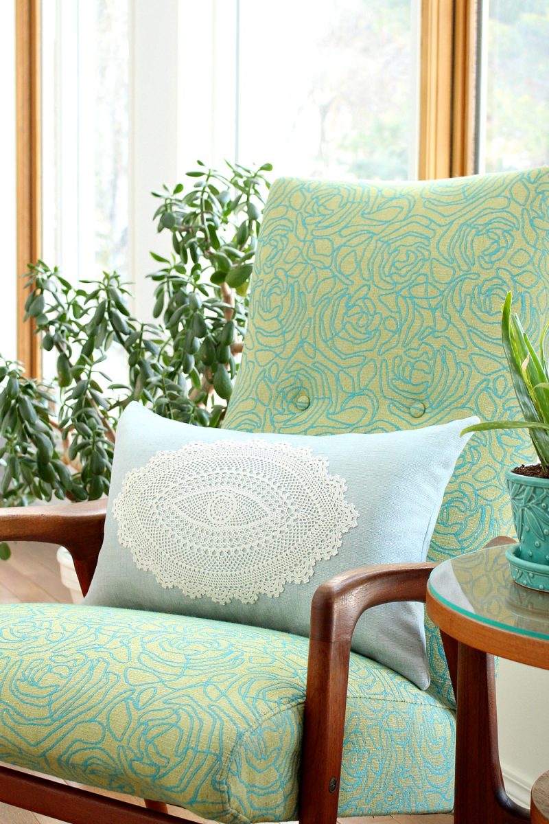 Doily Craft Idea: Modern DIY Doily Throw Pillow
