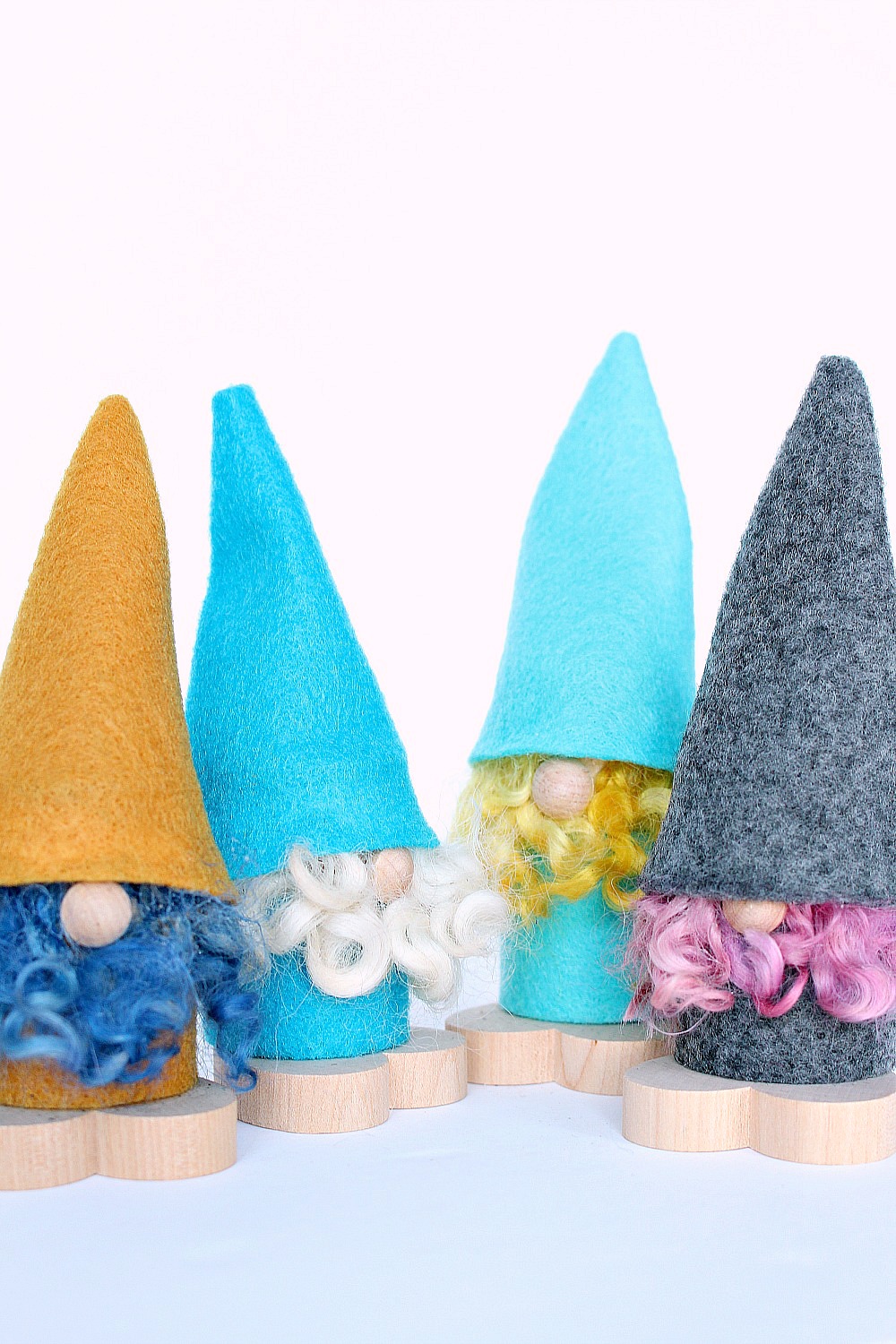 30 Quick Handmade Gift Ideas That WOW | Dans le Lakehouse | #giftguide #diyproject #craftblog #handmadegift #handmadegiftideas