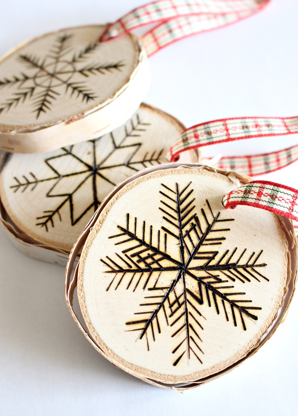 30 Quick Handmade Gift Ideas That WOW | Dans le Lakehouse | #giftguide #diyproject #craftblog #handmadegift #handmadegiftideas