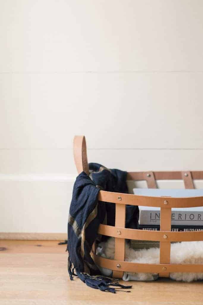 Make Your Own Basket | 15 Stylish DIY Projects for Organizing Your Home #organizing #diy #diyhome #clutterbustingtips