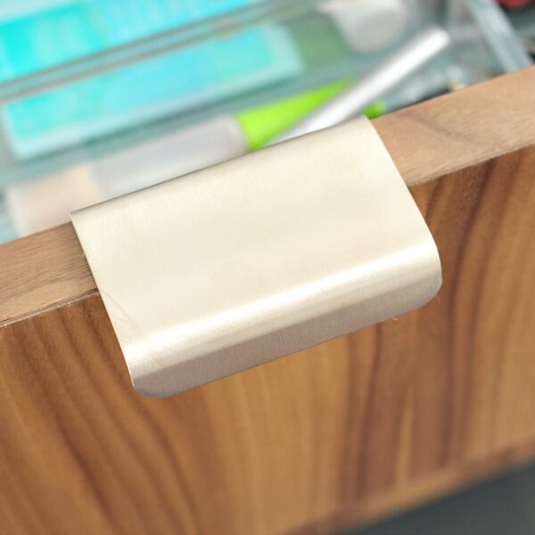 MODERN NICKEL FINISH PULLS