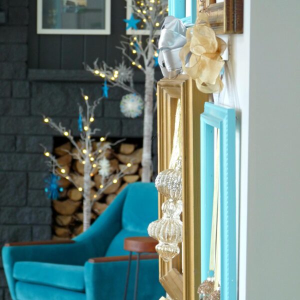 FRAMED CHRISTMAS ORNAMENTS