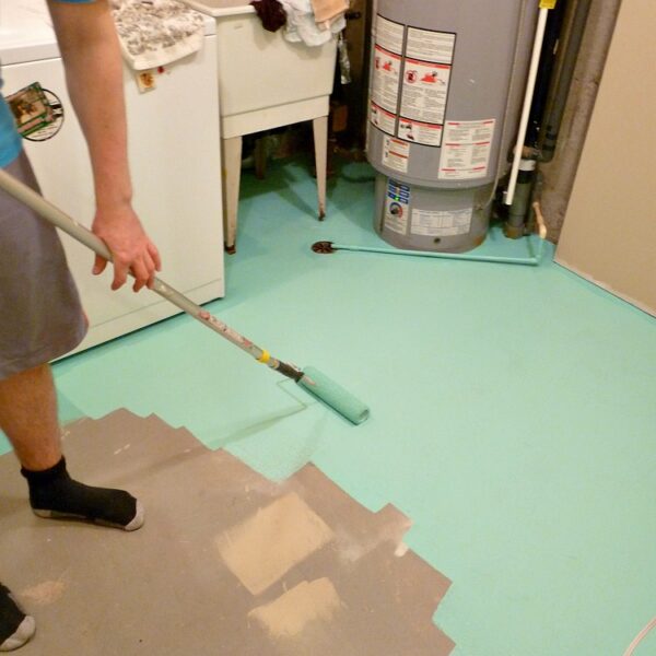 HOW TO PAINT CONCRETE WALL