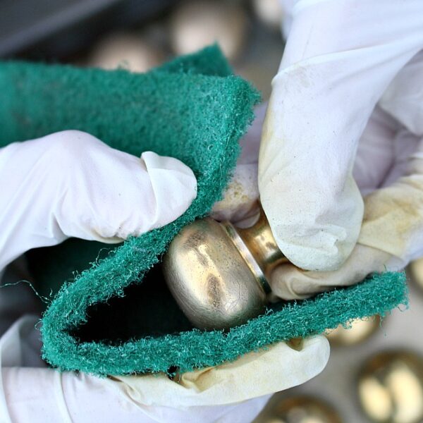 HOW TO REFINISH BRASS HARDWARE