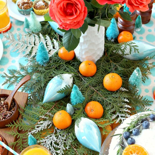 TURQUOISE CHRISTMAS TABLESCAPE