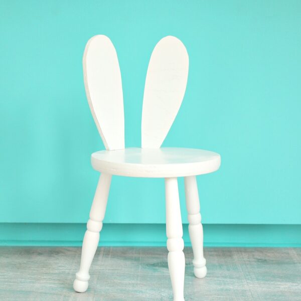 DIY BUNNY STOOL FURNITURE UPCYCLE