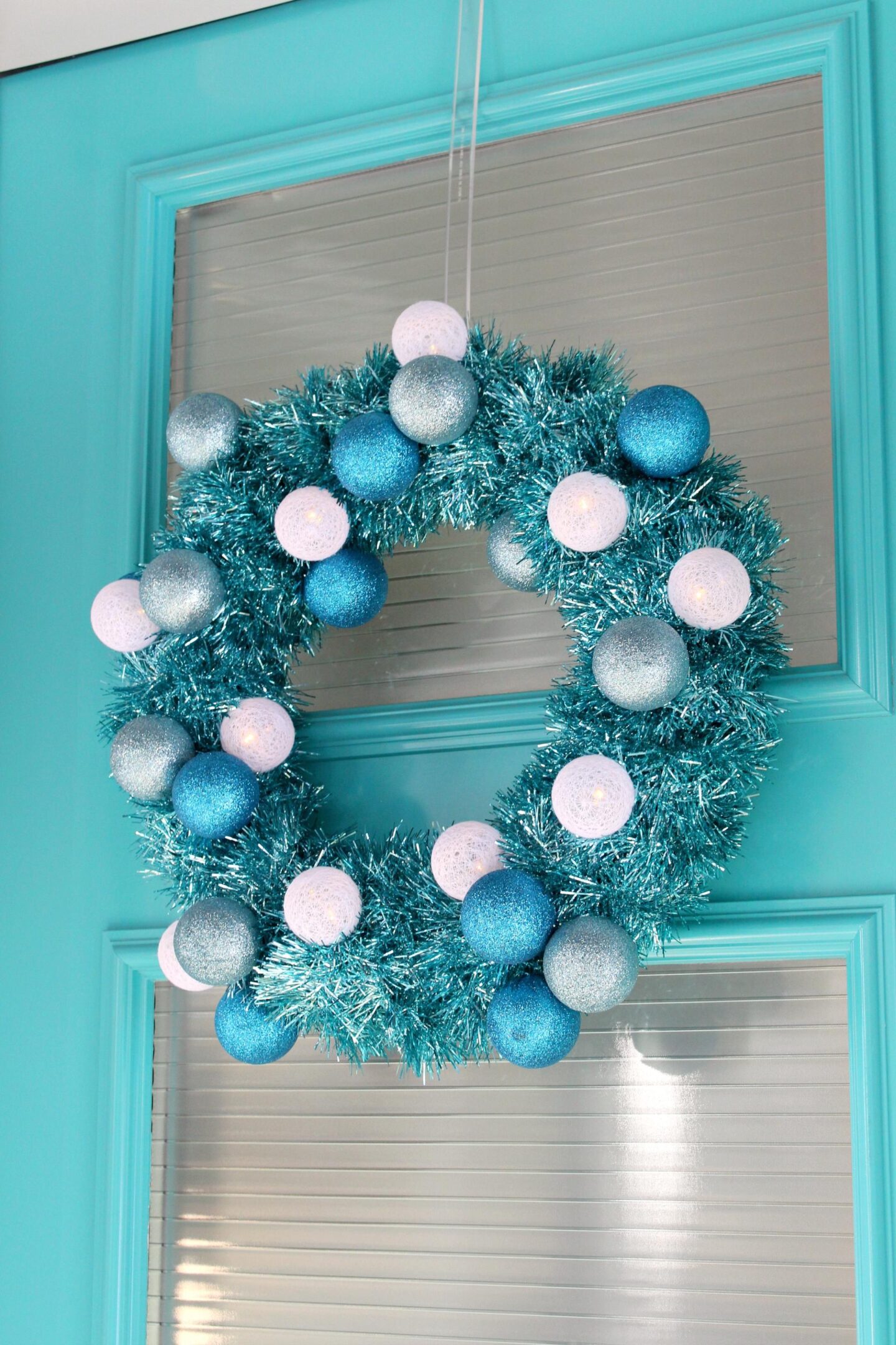 DOLLAR STORE RETRO INSPIRED TINSEL WREATH