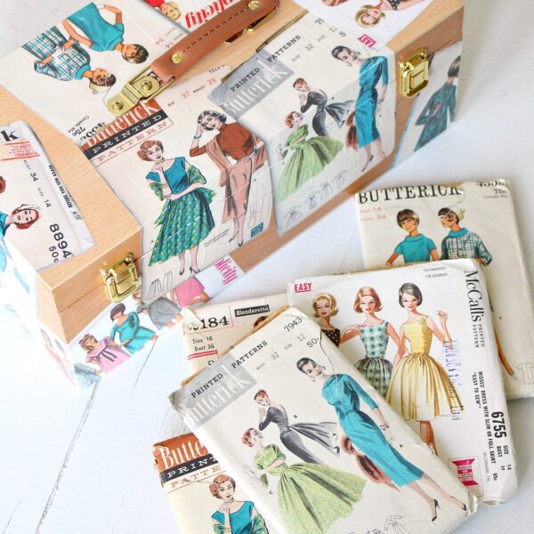 VINTAGE PATTERN DECOUPAGED SEWING BOX
