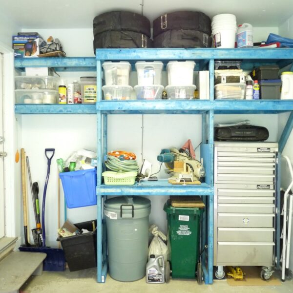 GARAGE MAKEOVER INSIDE