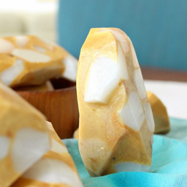 DIY GOLD GEMSTONE SOAP TUTORIAL