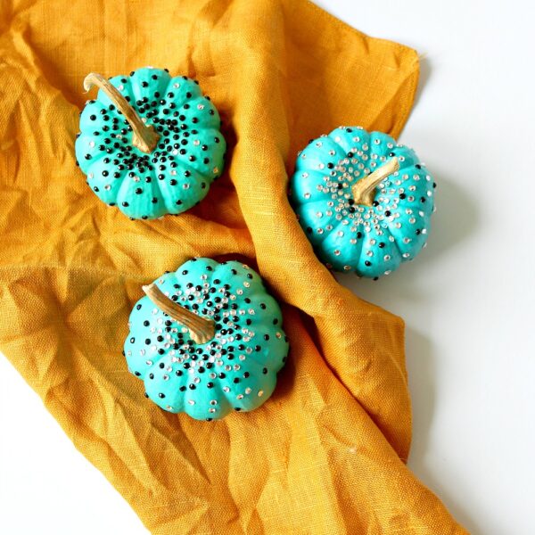 DIY RHINESTONE PUMPKINS